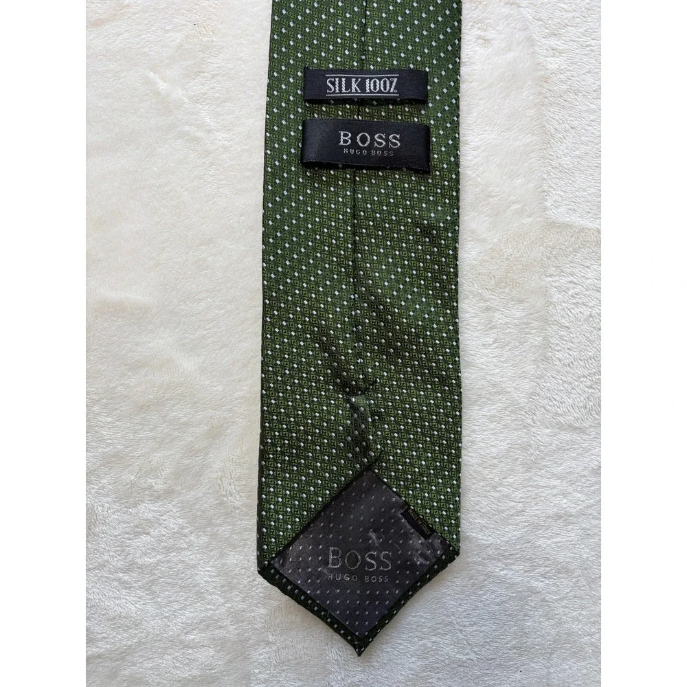 90's Vintage Hugo Boss Green Geometric Silk Necktie Mens One Size Excellent